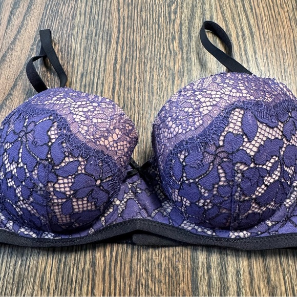 Victoria’s Secret lace dream angels lined Demi bra size 34C - Picture 2 of 5